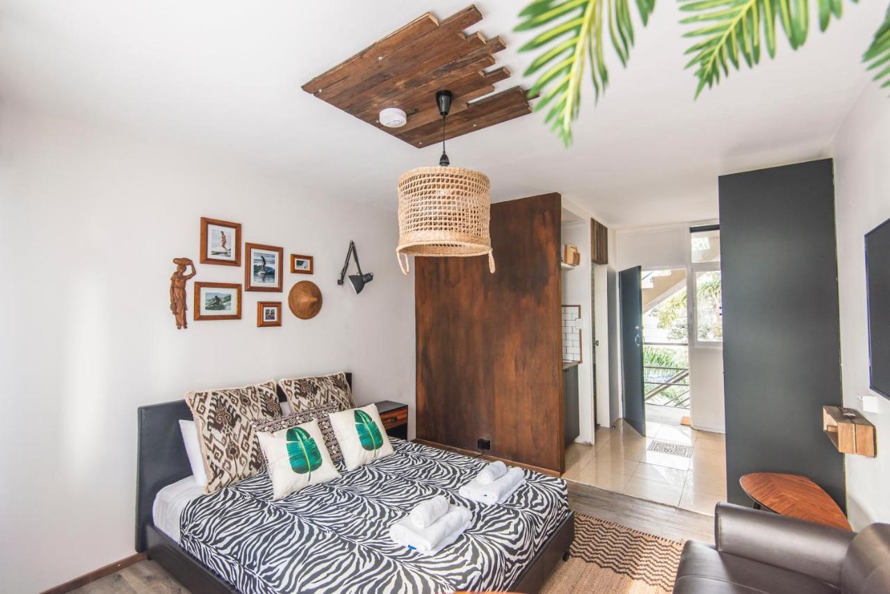 Manly Waves Studios & Apartments Сидней Экстерьер фото