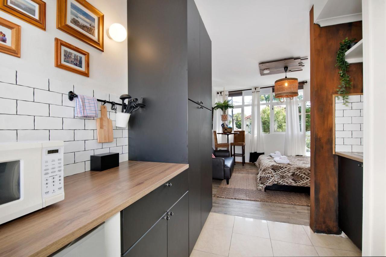 Manly Waves Studios & Apartments Сидней Экстерьер фото