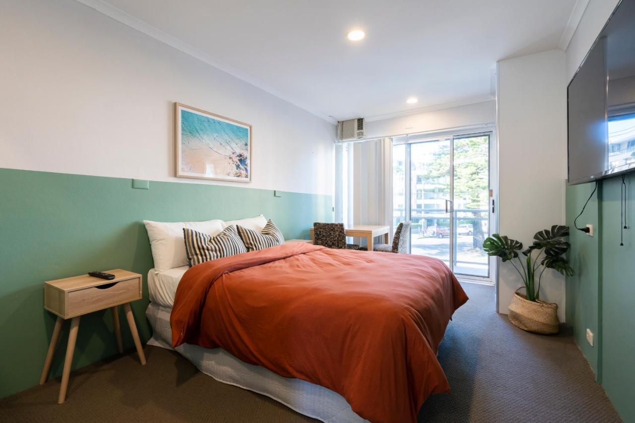 Manly Waves Studios & Apartments Сидней Экстерьер фото